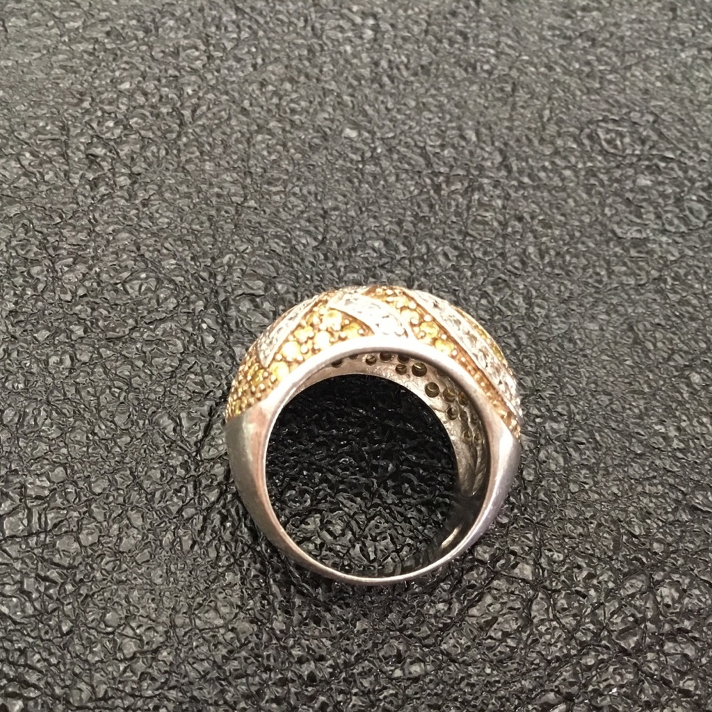Ring - Picture 2 of 2
